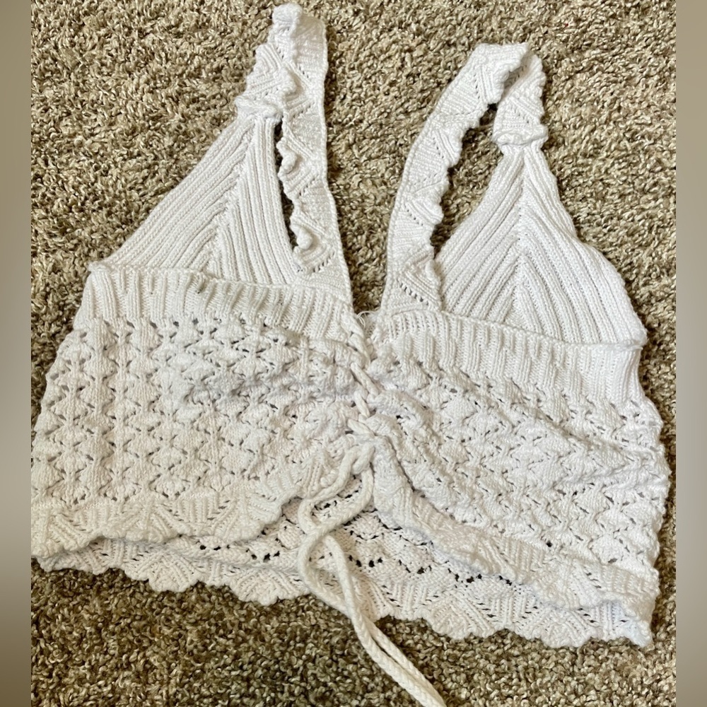 Forever 21 | Crotchet Tie-Back Top | FREE WITH PURCHASE - Picture 2 of 5